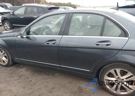 2014 Mercedes-Benz C 300 Luxury 4Matic from USA, damaged, VIN WDDGF8AB8EG190694